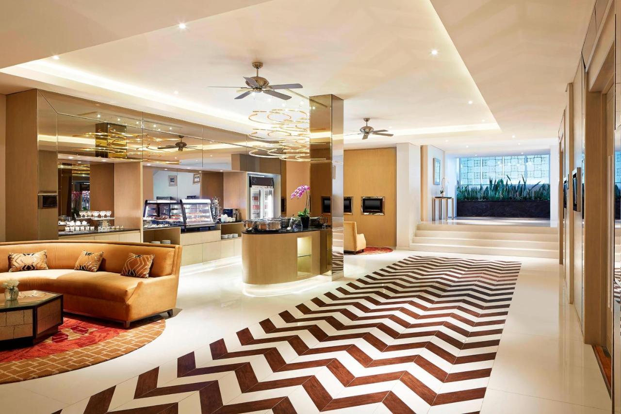 Sheraton Bandung Hotel & Towers Esterno foto
