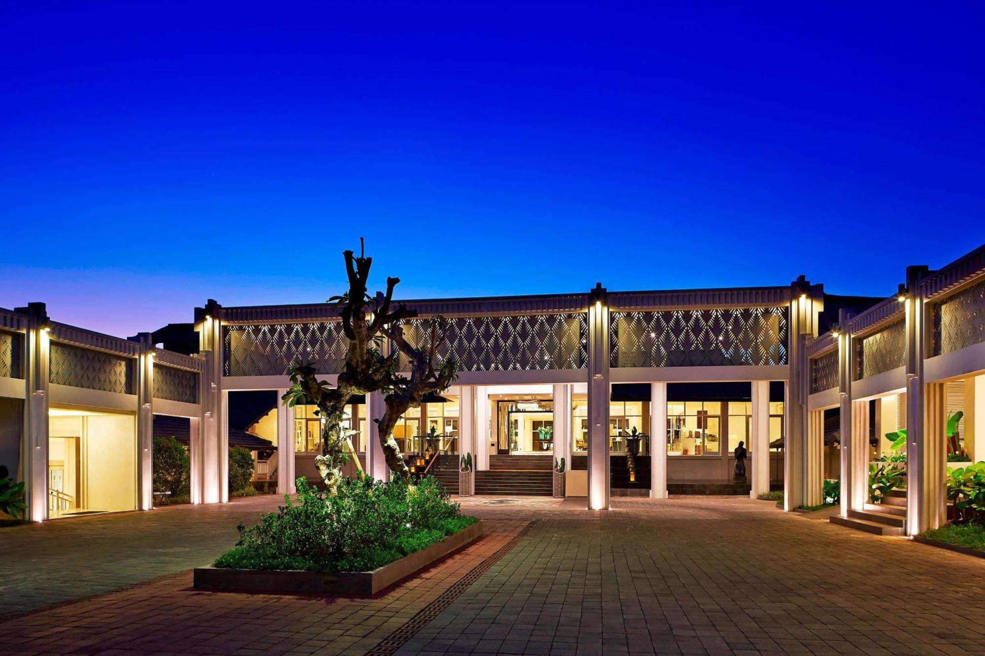 Sheraton Bandung Hotel & Towers Esterno foto
