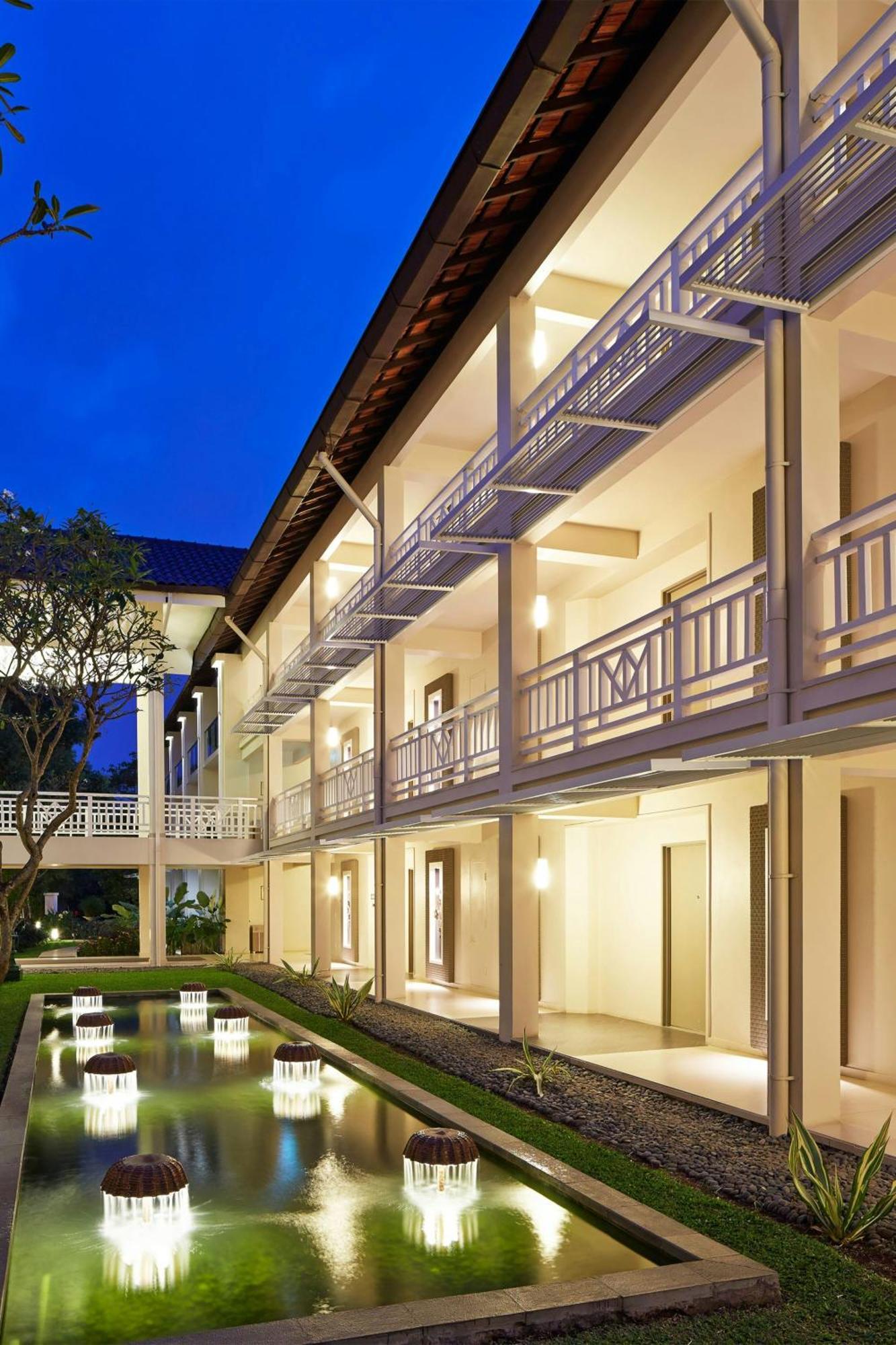 Sheraton Bandung Hotel & Towers Esterno foto
