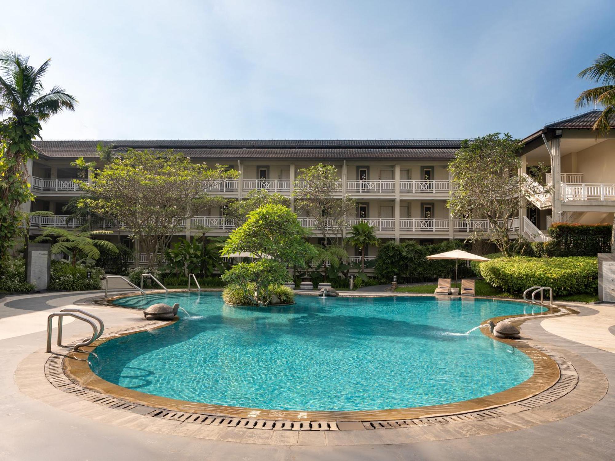 Sheraton Bandung Hotel & Towers Esterno foto
