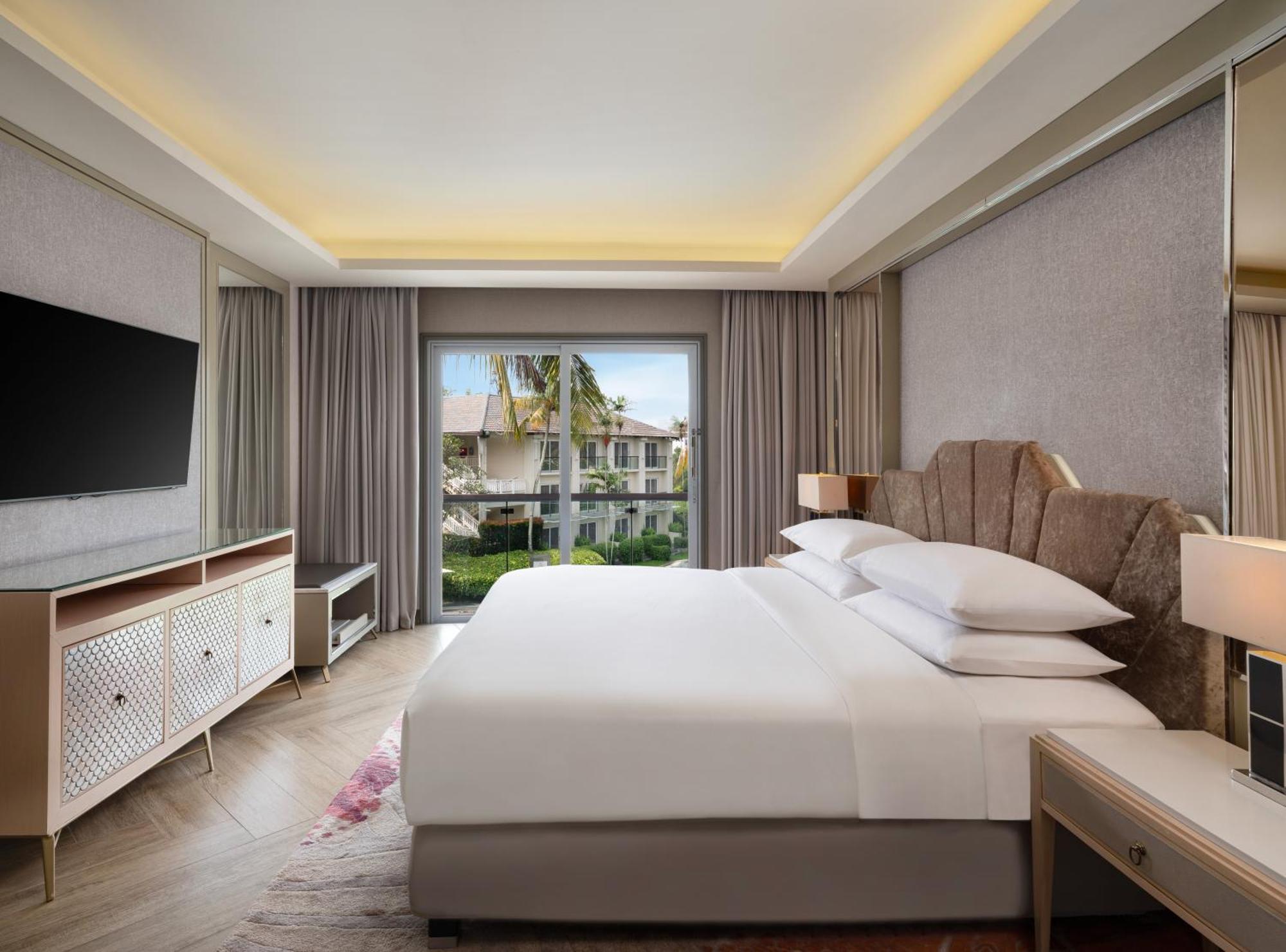 Sheraton Bandung Hotel & Towers Esterno foto