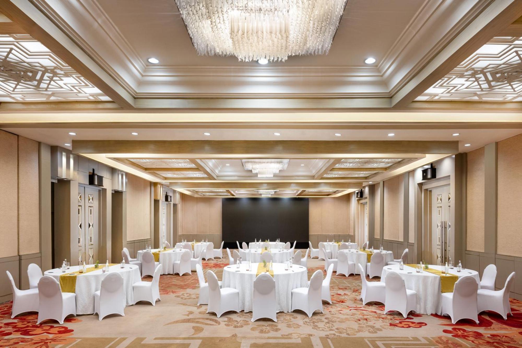 Sheraton Bandung Hotel & Towers Esterno foto