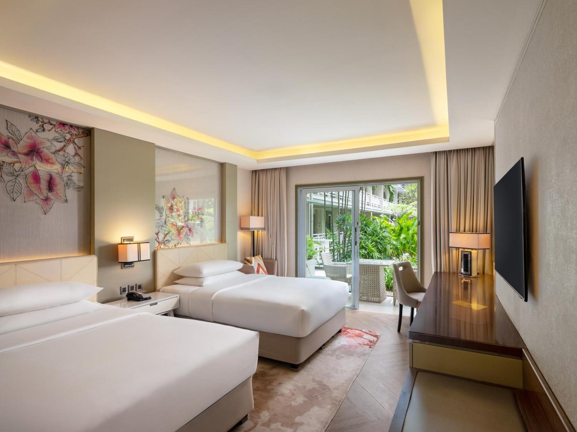 Sheraton Bandung Hotel & Towers Esterno foto