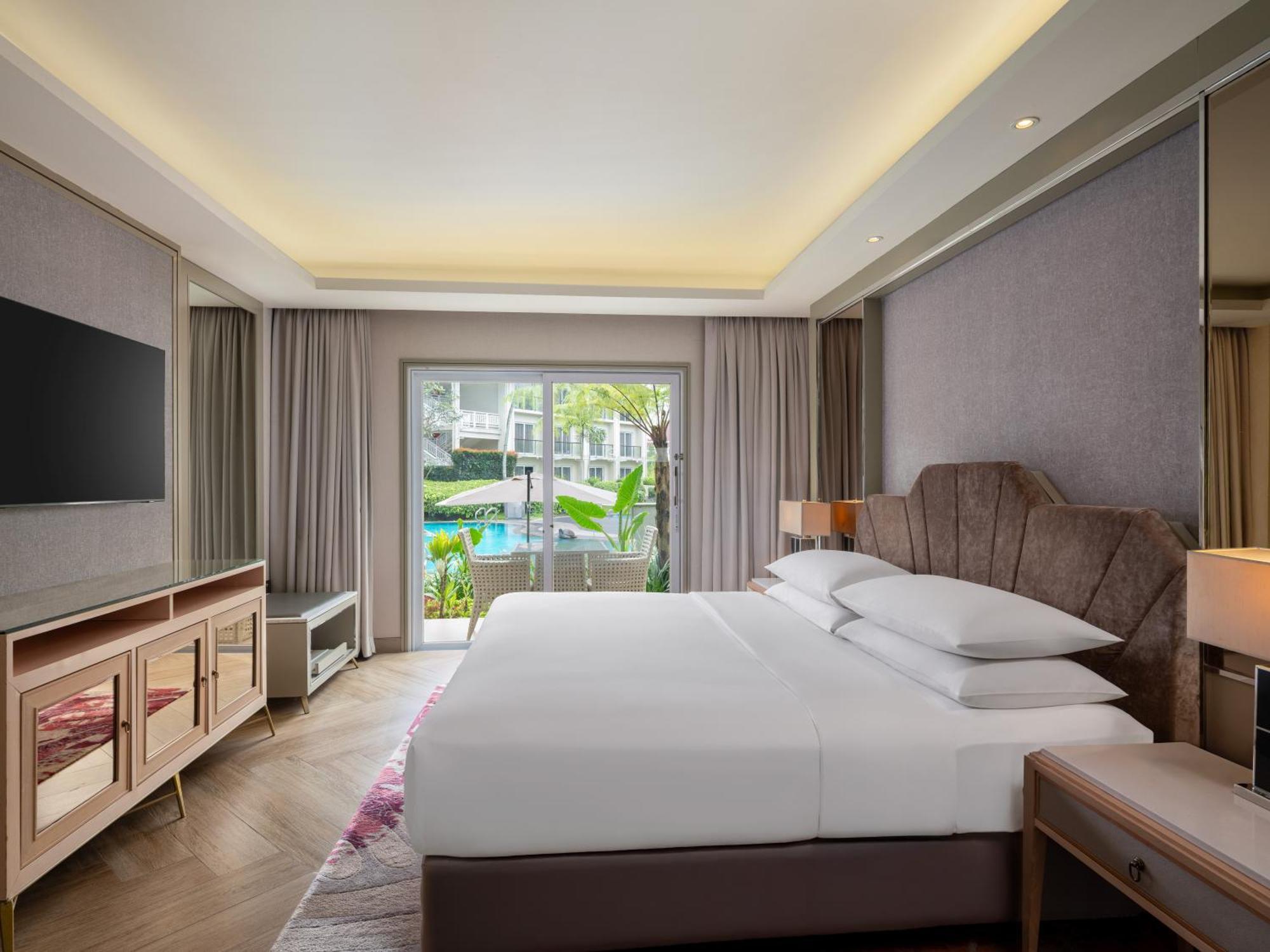 Sheraton Bandung Hotel & Towers Esterno foto