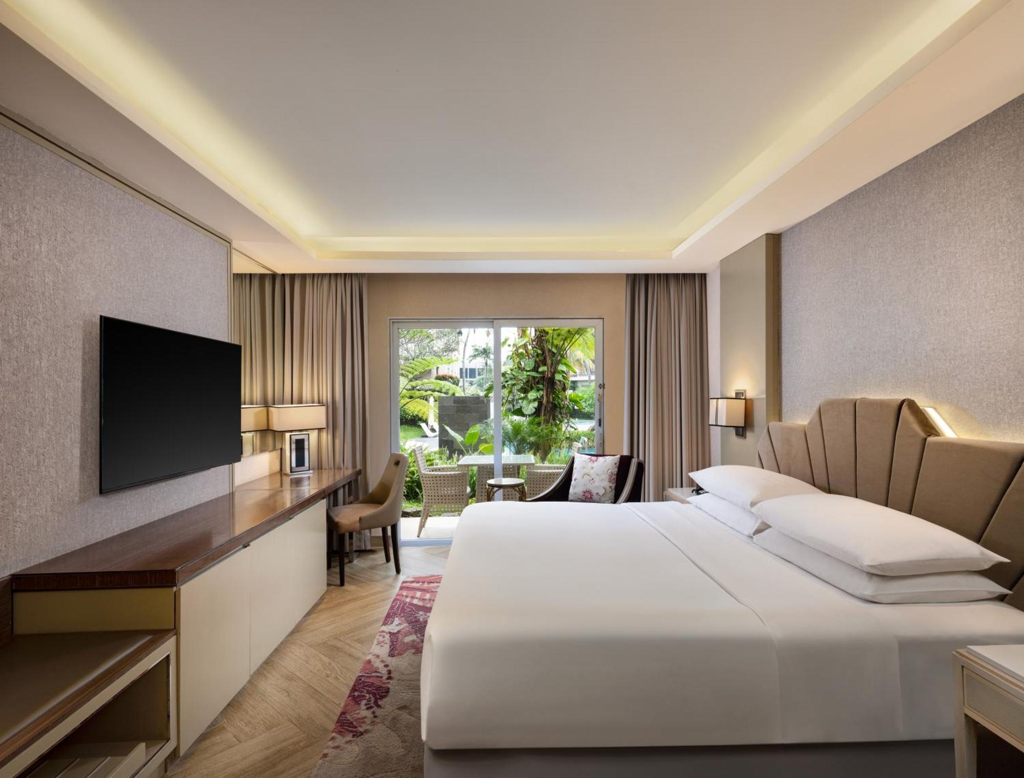 Sheraton Bandung Hotel & Towers Esterno foto