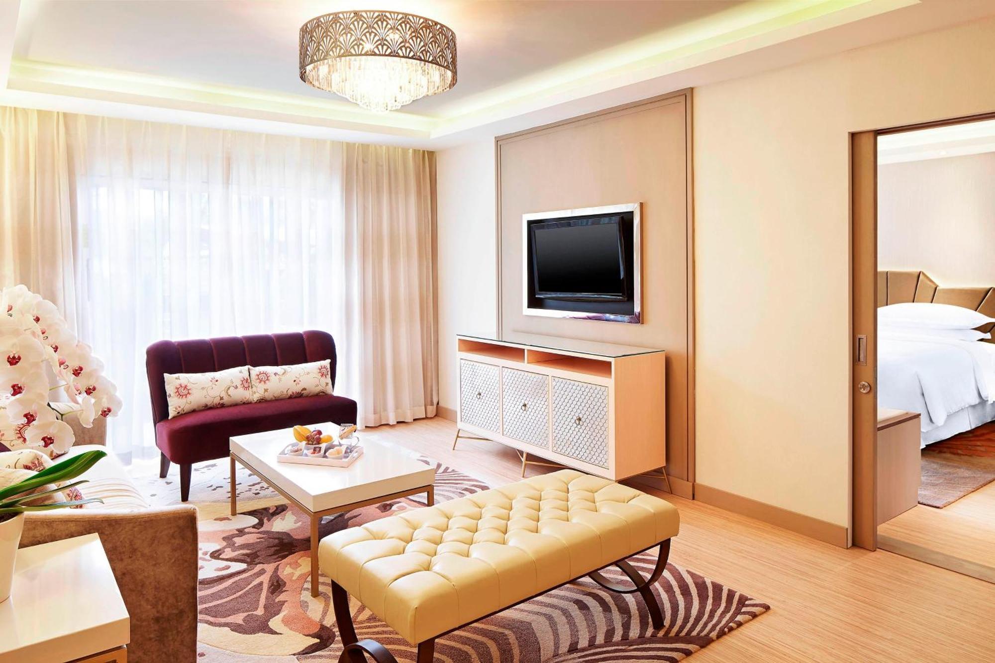 Sheraton Bandung Hotel & Towers Esterno foto